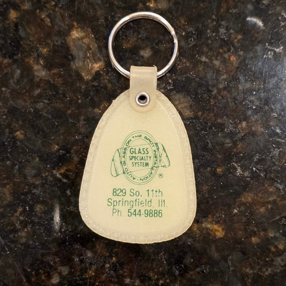 Vintage Glass Specialty System Keychain Springfield IL Auto Glass Advertising